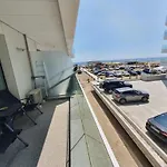 Sea View Apartment Mamaia